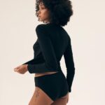 Henderson moteriška palaidinė 42862, mėlyna 4. Sudėtis: viskozė. Dydžiai: S-2XL. Pakuotė po 2 vnt.