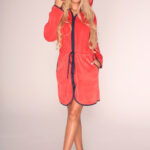 De Lafense 313 Desiree moteriškas chalatas su užtrauktuku, dydžiai S-2XL.