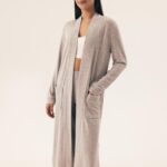 Moteriškas chalatas Henderson 41948, karamelės spalvos, S-XL.