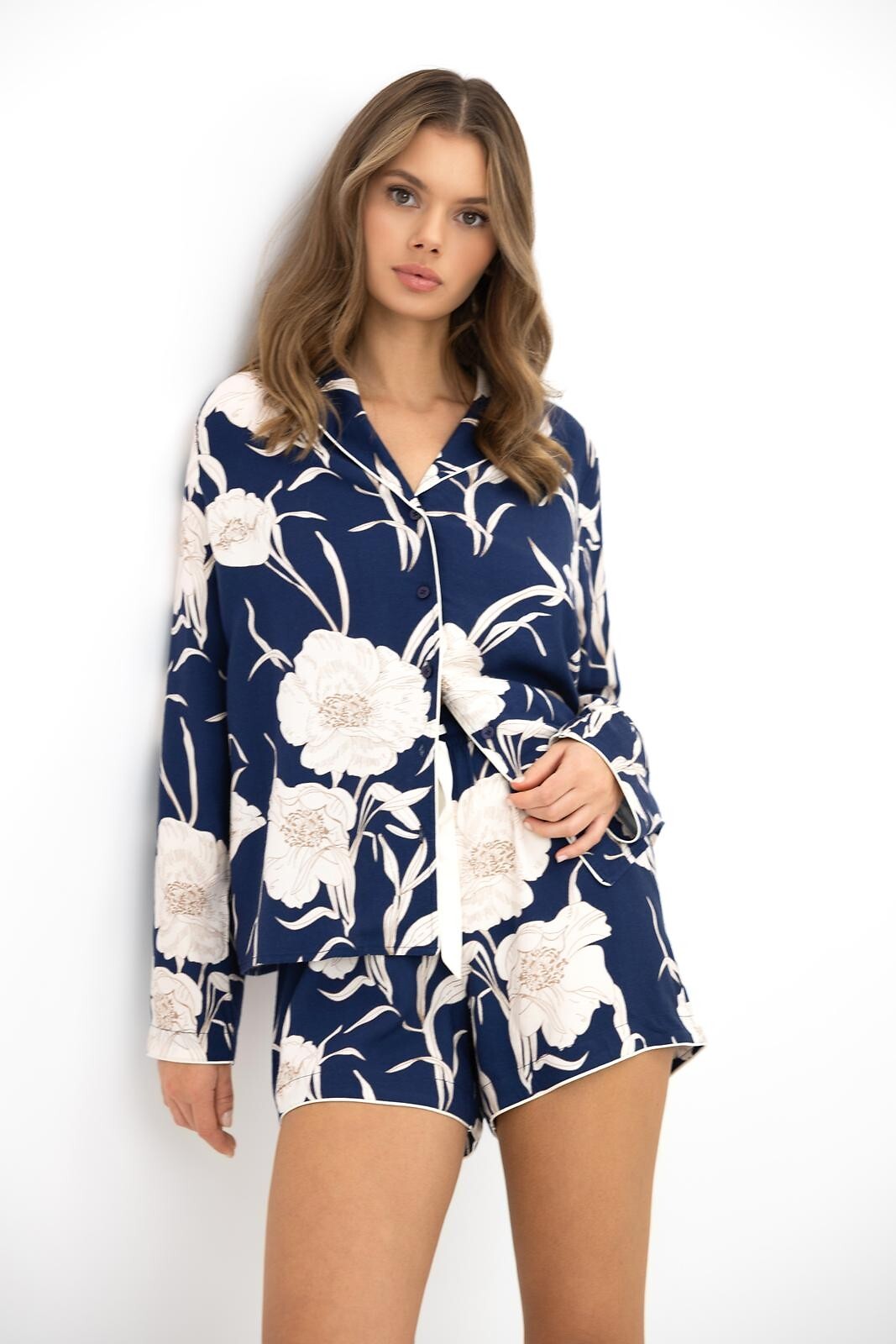 427111.jpg Pižama Sensis Linnea ilgomis rankovėmis XS-2XL sagstoma - Image 1